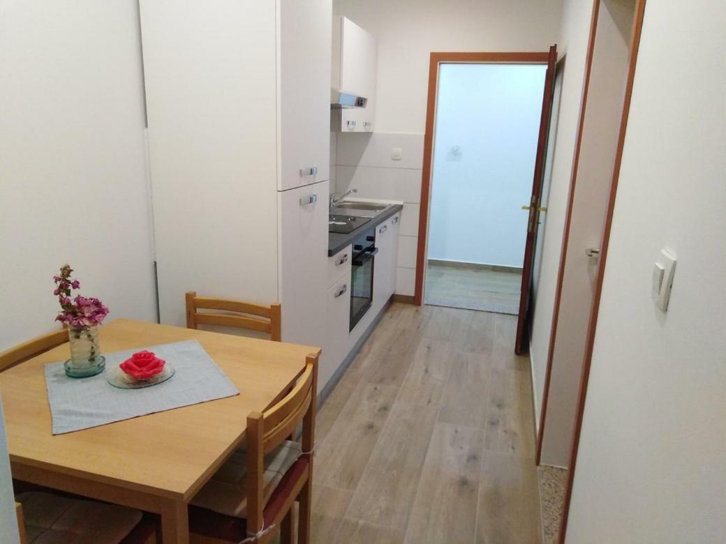 Apartmani Nimcevic Weißenburg Exterior foto