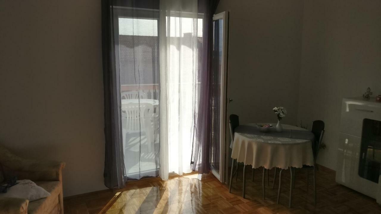 Apartmani Nimcevic Weißenburg Exterior foto